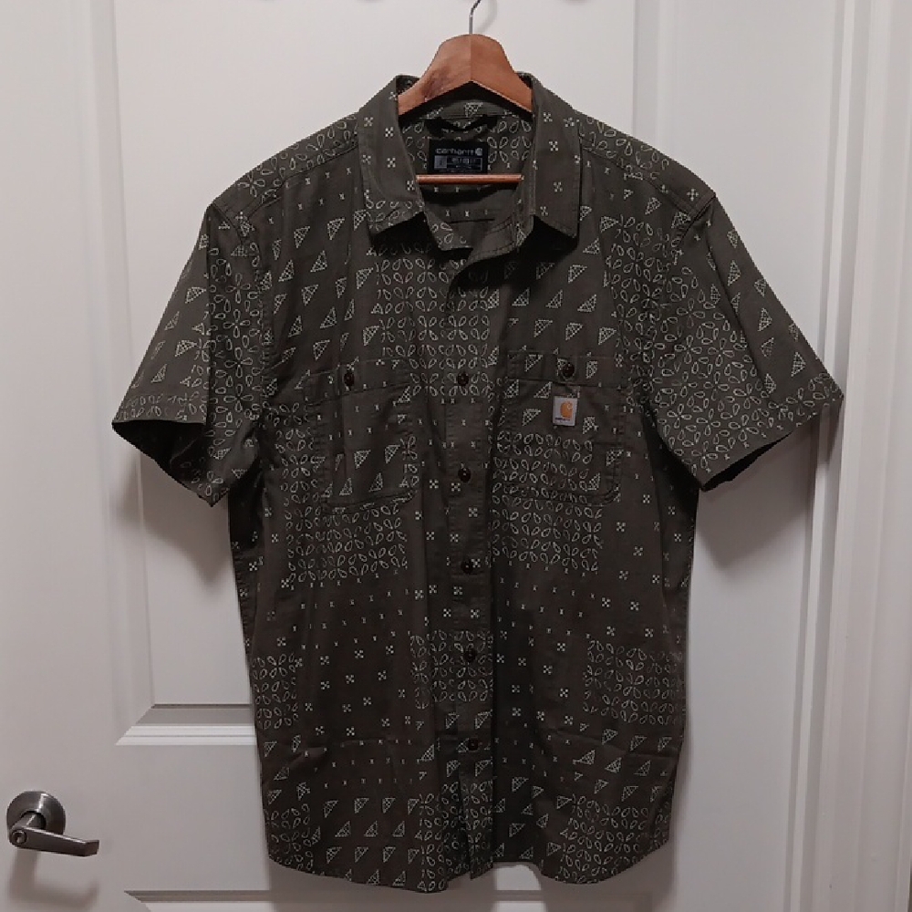 LAST CHANCE! NWOT Carhartt Short Sleeve Shirt